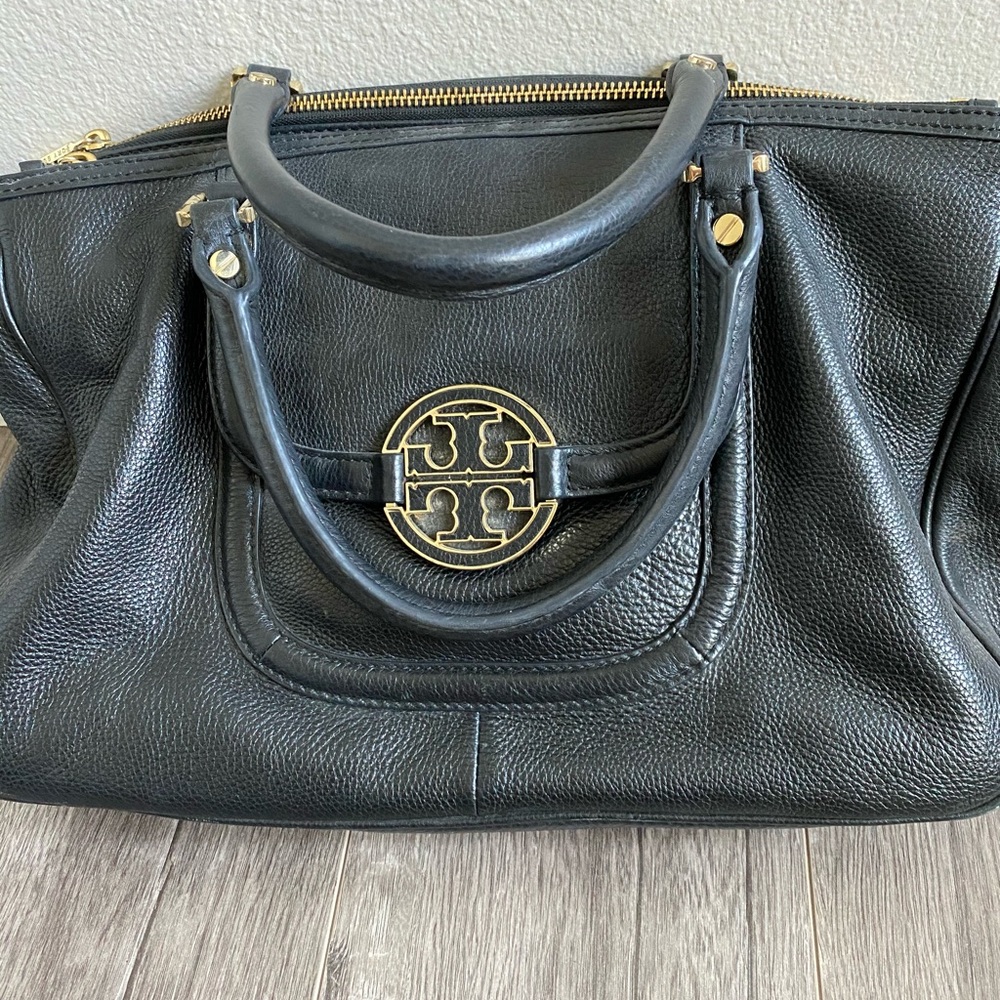 Tory Burch Amanda handbag